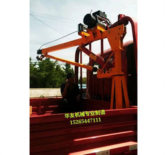 點(diǎn)擊查看詳細(xì)信息<br>標(biāo)題：車(chē)載小吊機(jī)  液壓小吊機(jī) 閱讀次數(shù)：3062